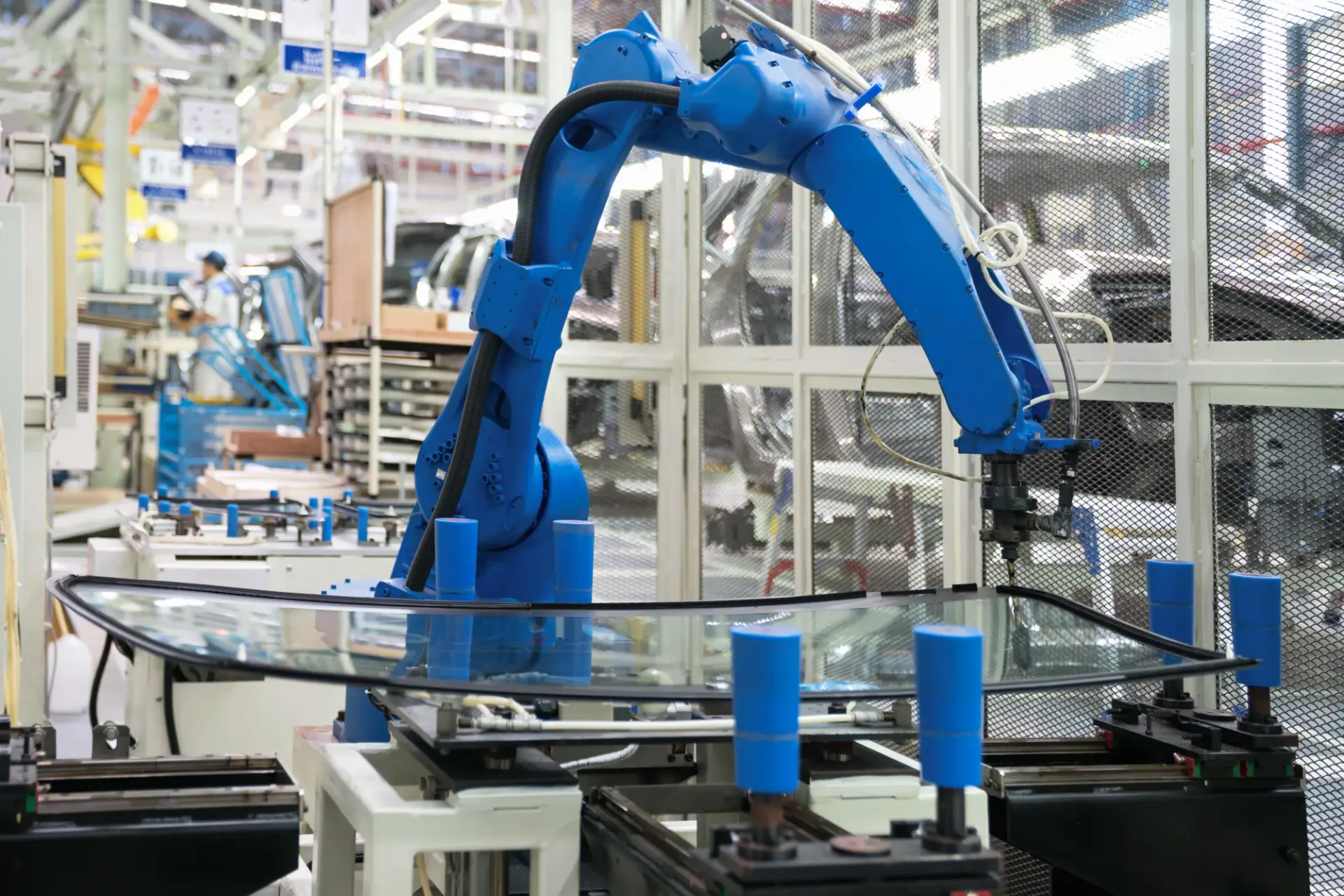 automatic-robot-glass-sealing-smart-manufacturing-factory-4-0