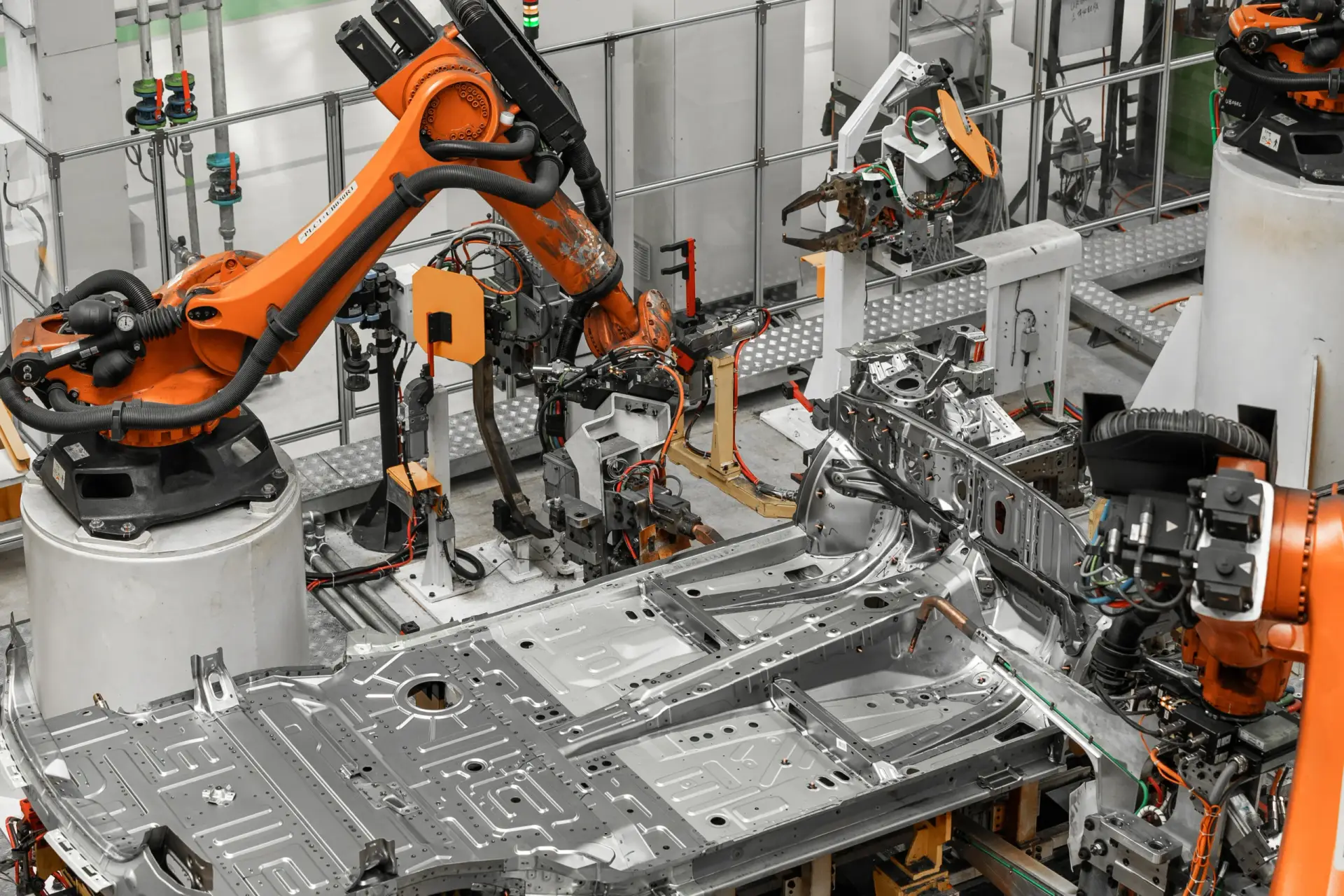 photo-automobile-production-line-welding-car-body-modern-car-assembly-plant-auto-industry